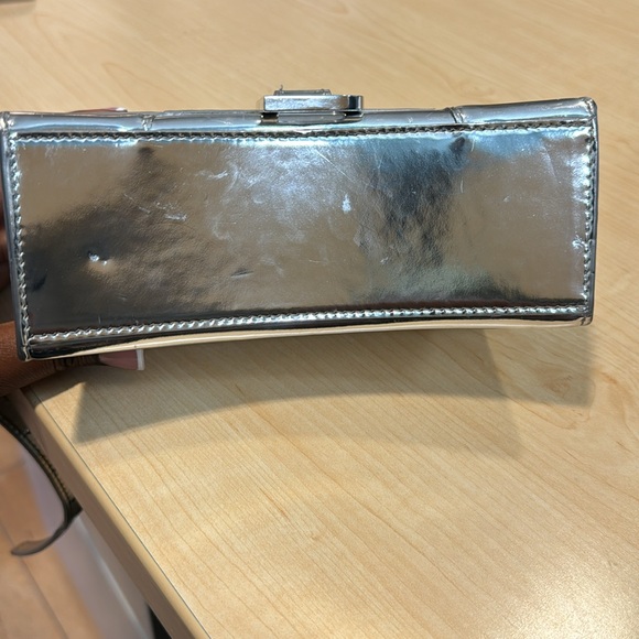 Balenciaga Hourglass Bag - Picture 6 of 9